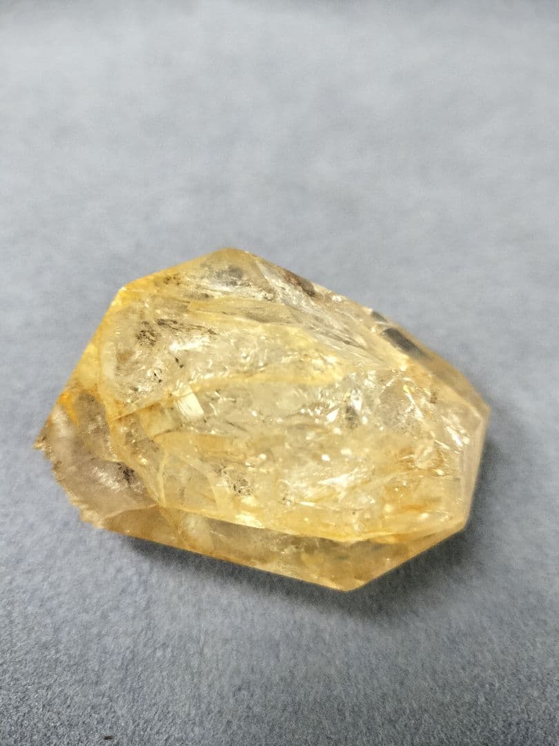 ゴールデン ハーキマーダイヤモンド