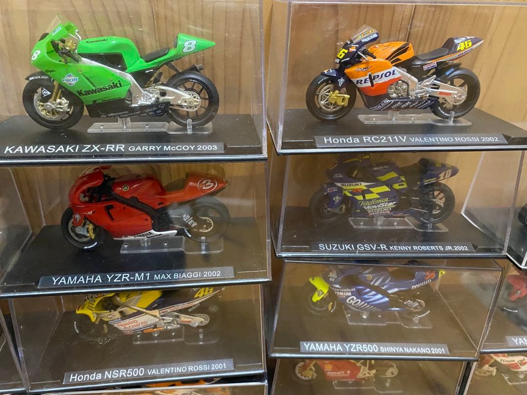 デアゴスティーニ　チャンピオンバイクコレクション