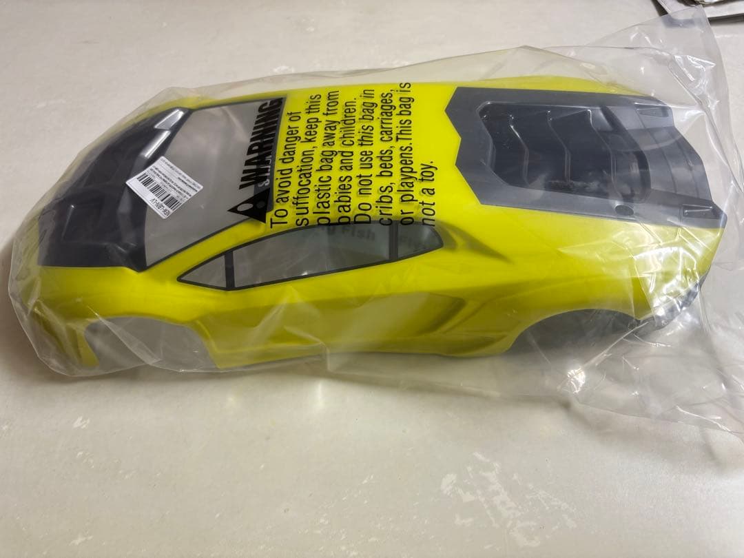 【新品！希少！】1/10RC ランボルギーニ ウラカン 塗装済みボディ！