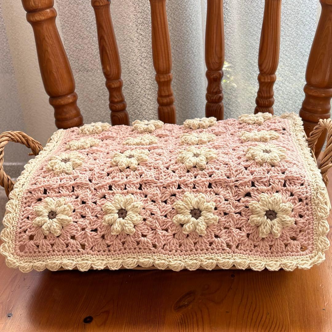 ハンドメイド 手編みマルチカバー ピンク モチーフ編み かぎ針編み