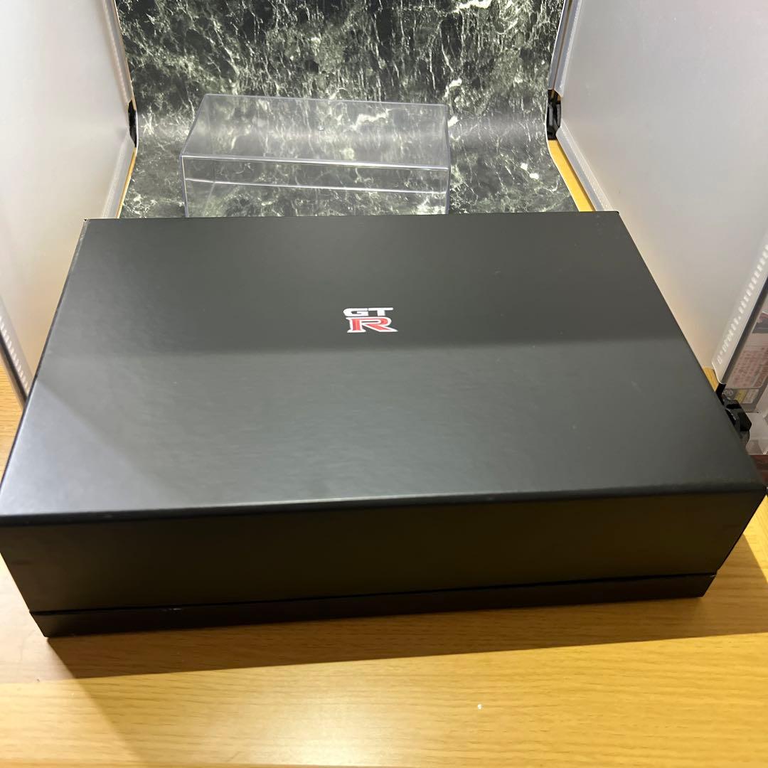 定価42,000円　R35 日産ギャラリーR35 GTR ブラック