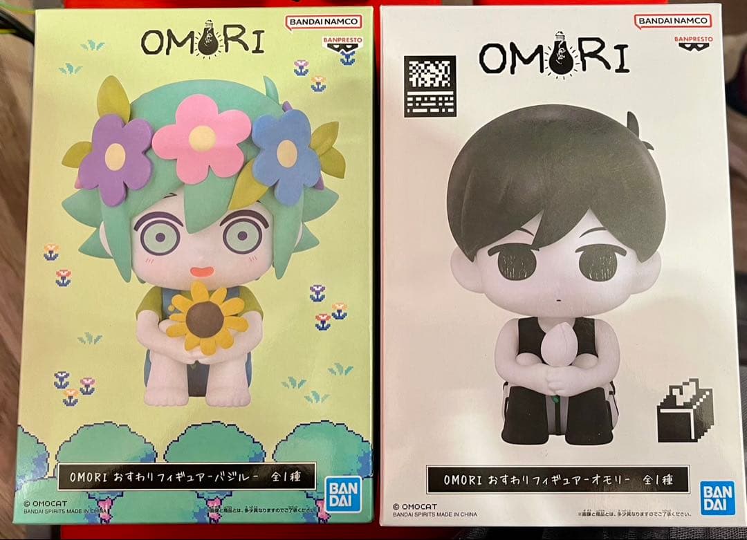 OMORI おすわりフィギュア オモリ バジル 2種セットフィギュア - メルカリ