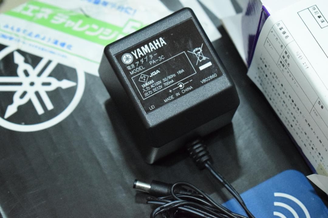 YAMAHA 電子キーボード PSR-E233 動作OK！