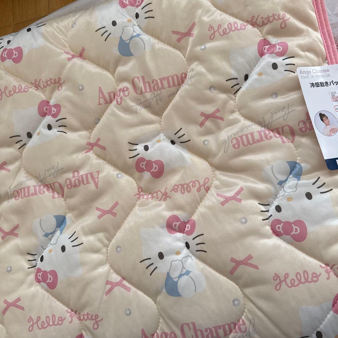 しまむら アンジュシャルム 辻希美 ハローキティ 敷きパッド - メルカリ