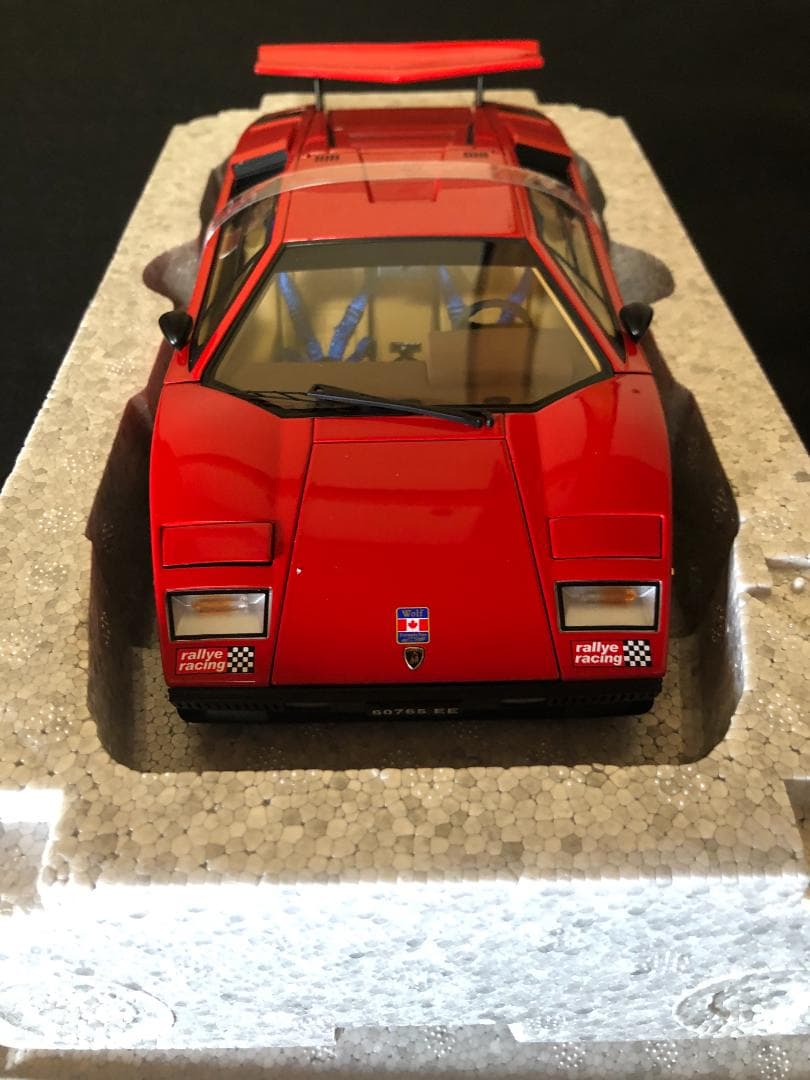 Autoart 1/18 Lamborghini Countach Red - メルカリ