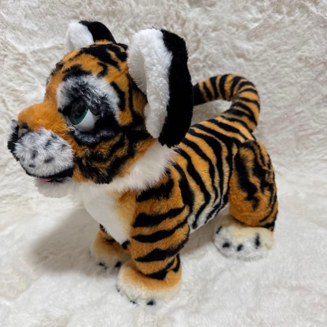 ✨極美品✨ファーリアル ロアーリング・タイガー トラ 電動 タイラー