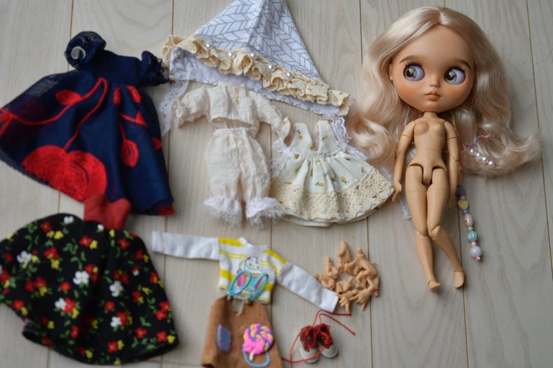 アイシードールカスタム　アイシードール　人形　ネオンブライス　カスタム