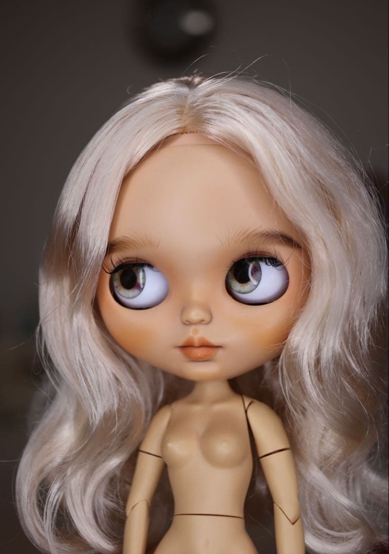 アイシードールカスタム　アイシードール　人形　ネオンブライス　カスタム