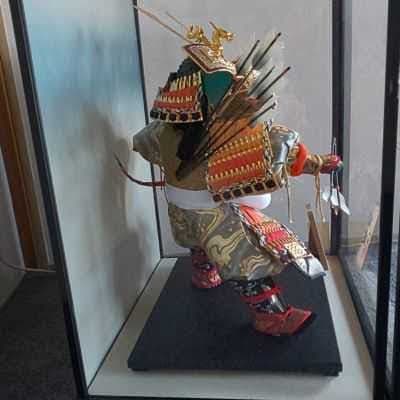 五月人形大将飾り　公達  加越作
ガラスケース入り