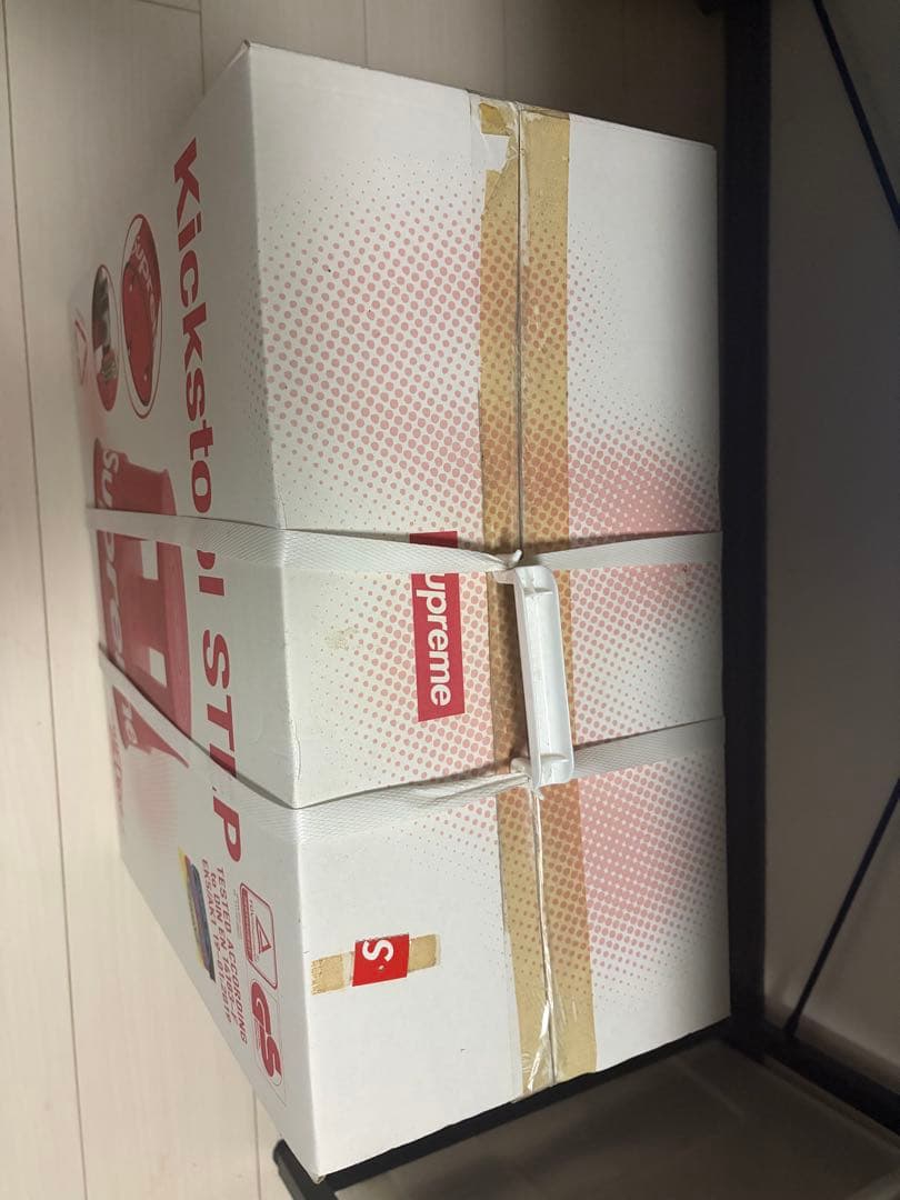 新品 Supreme / Wedo Step Stool Red