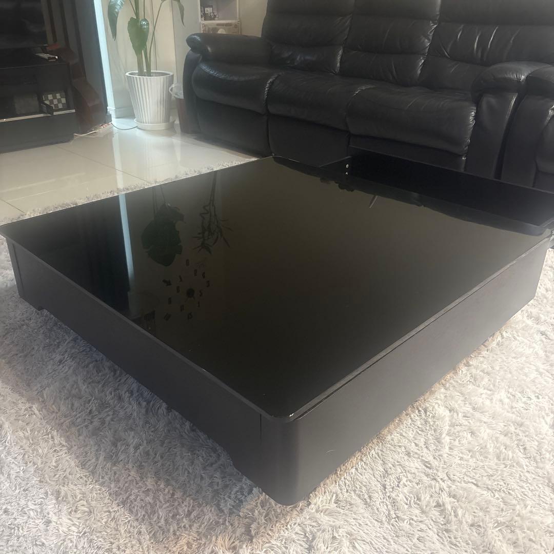 ブラックガラス天板　センターテーブル　引き取り限定　ローテーブル