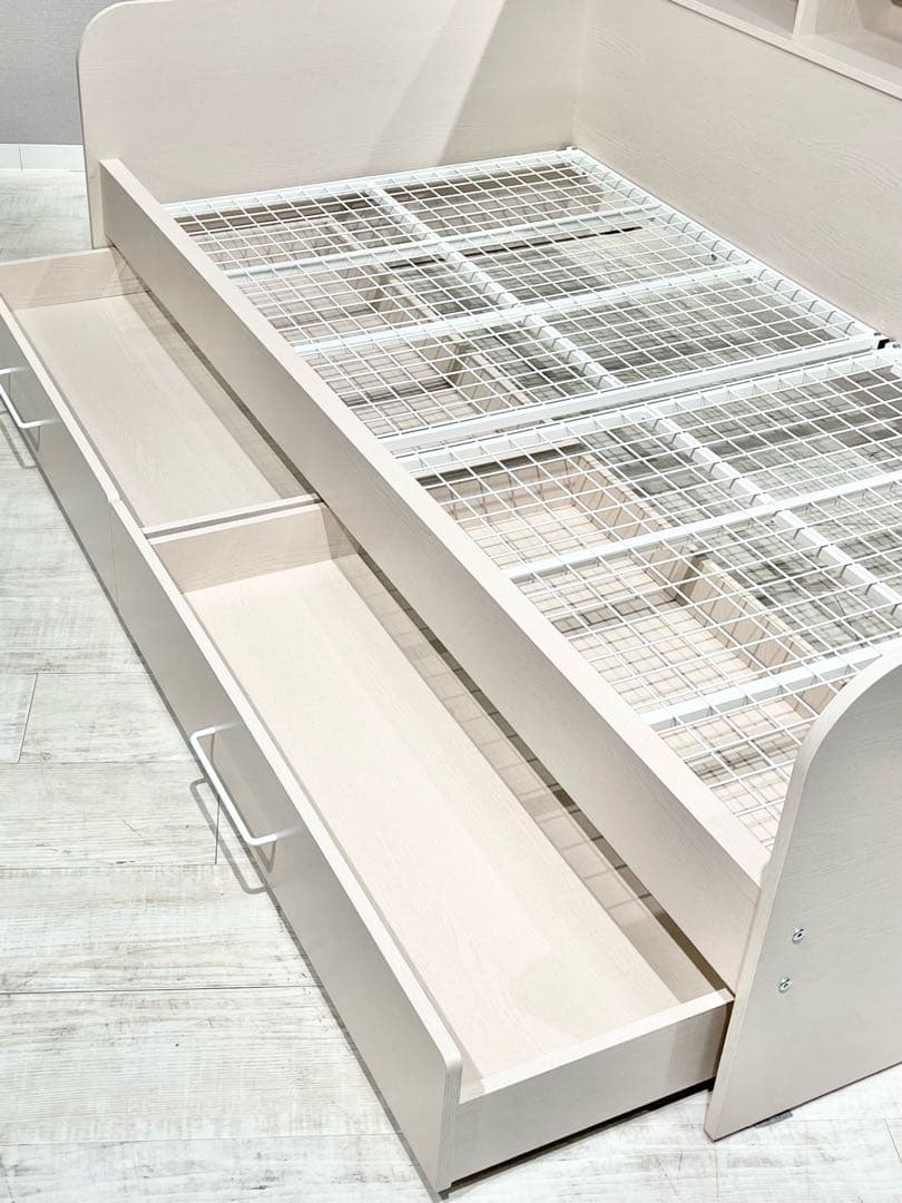 131608 ベッドフレーム［S］(ニトリ)