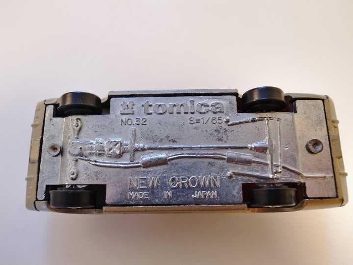 激レア・エラー】 トミカ 日本製 ニュークラウン - メルカリ