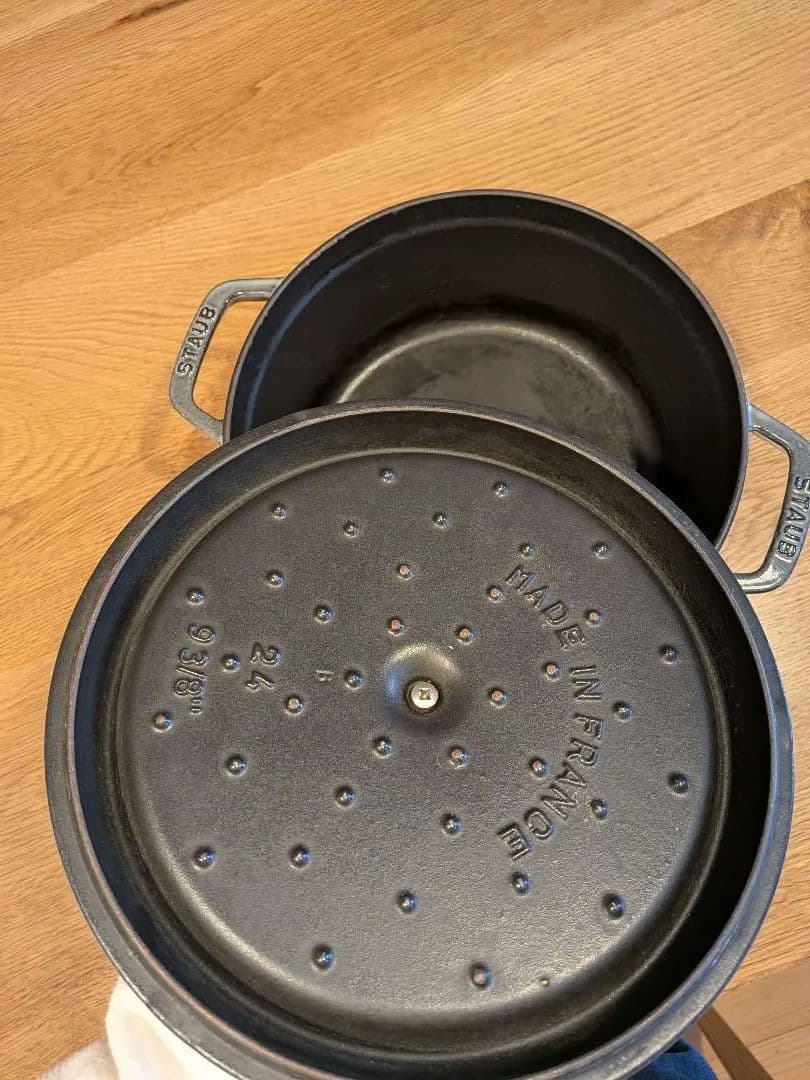 STAUB ホーロー鍋 24cm フランス製　ココット