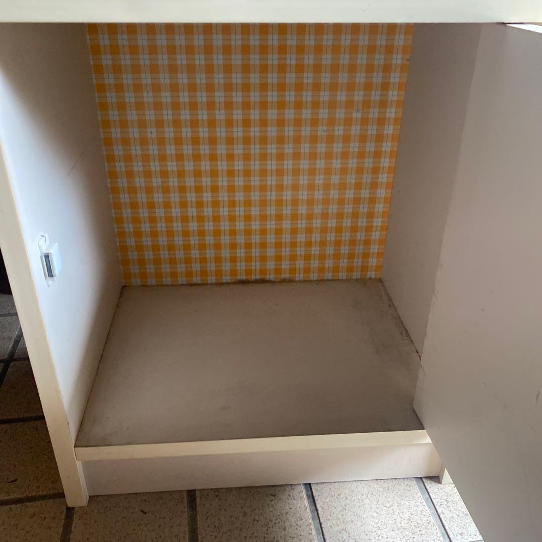 昭和レトロポップ　棚　キャビネット　ホワイト　白　パープル　オレンジ　チェック