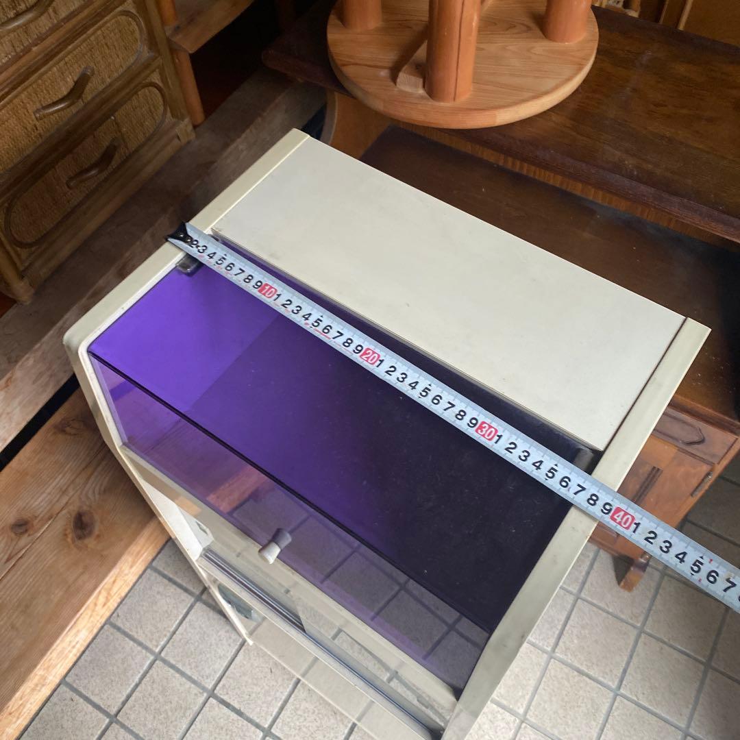 昭和レトロポップ　棚　キャビネット　ホワイト　白　パープル　オレンジ　チェック