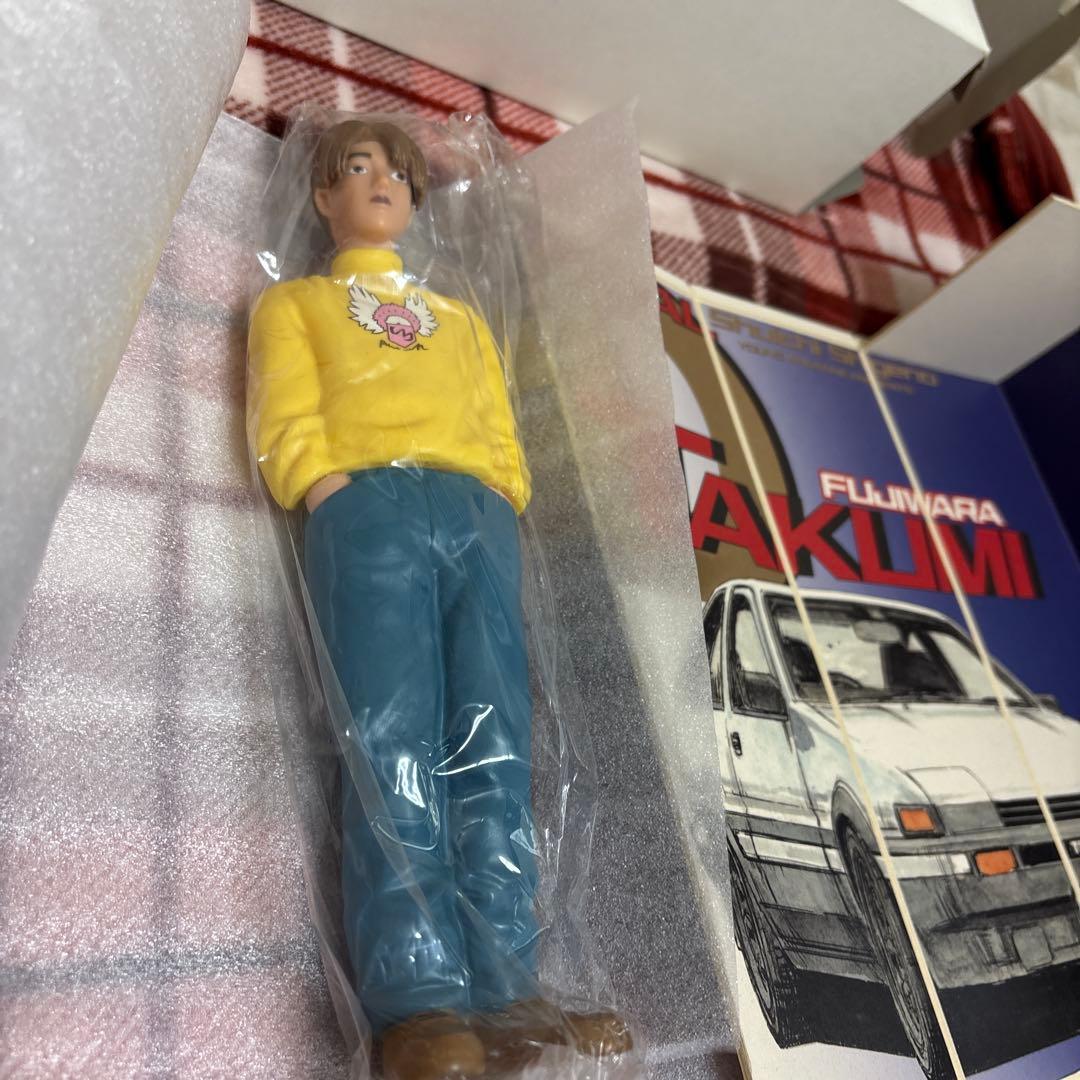 非売品 藤原拓海 ヤンマガ読者プレゼント「頭文字D」 2000万部記念フィギュア