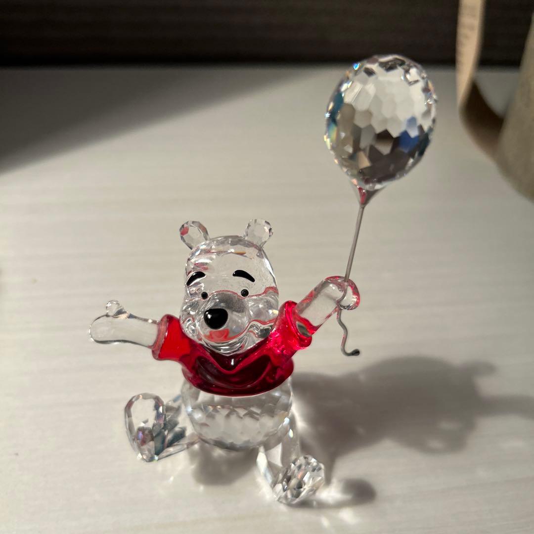 新品限定品　スワロフスキー　くまのプーさん