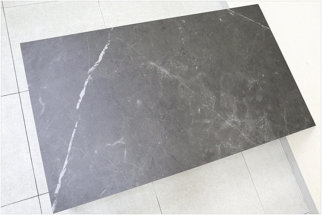 展示品 ボーコンセプト Lugo コーヒーテーブル ダークマーブル セラミック