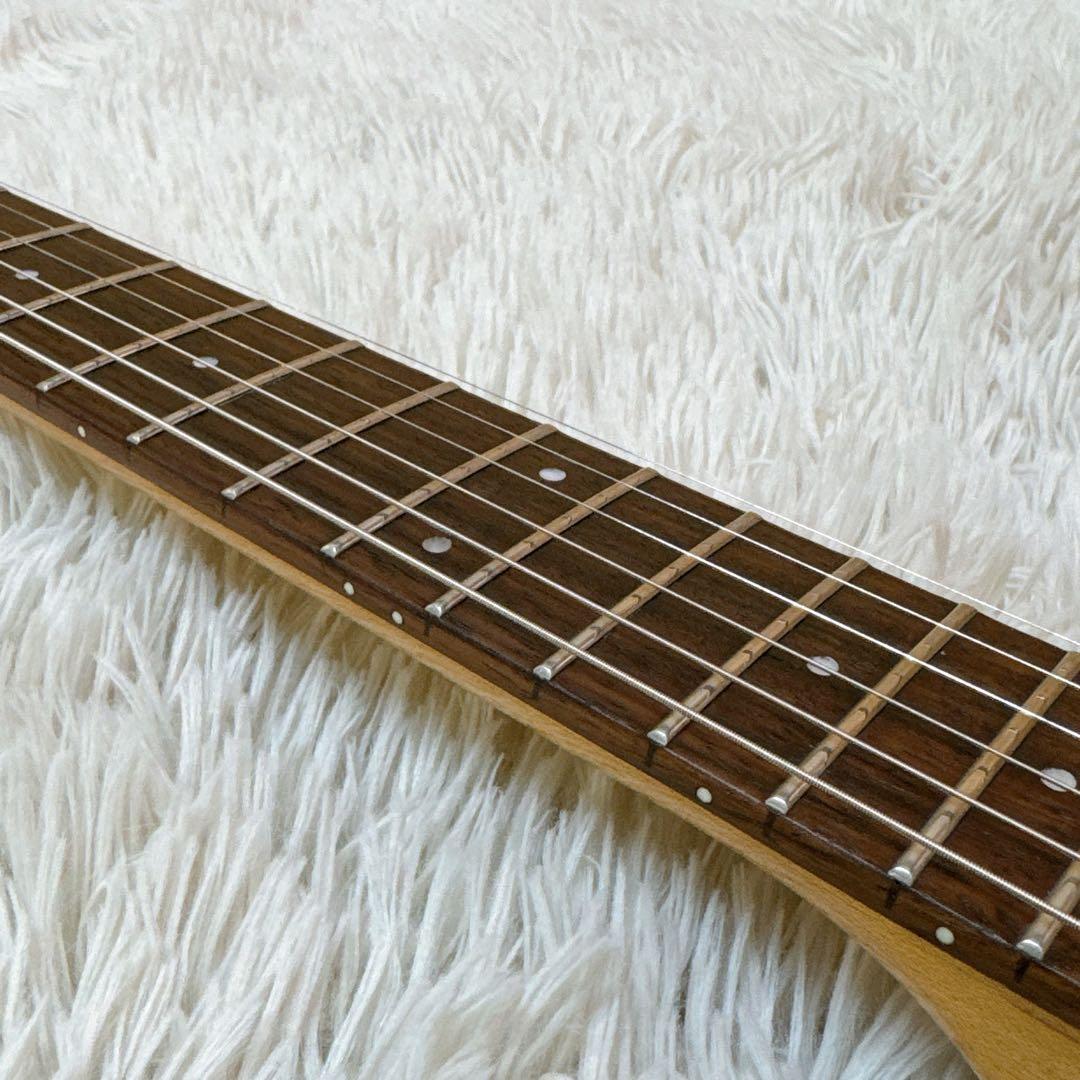 FERNANDES FR-85S フルモードサスティナー搭載 ブルー/グリーン系