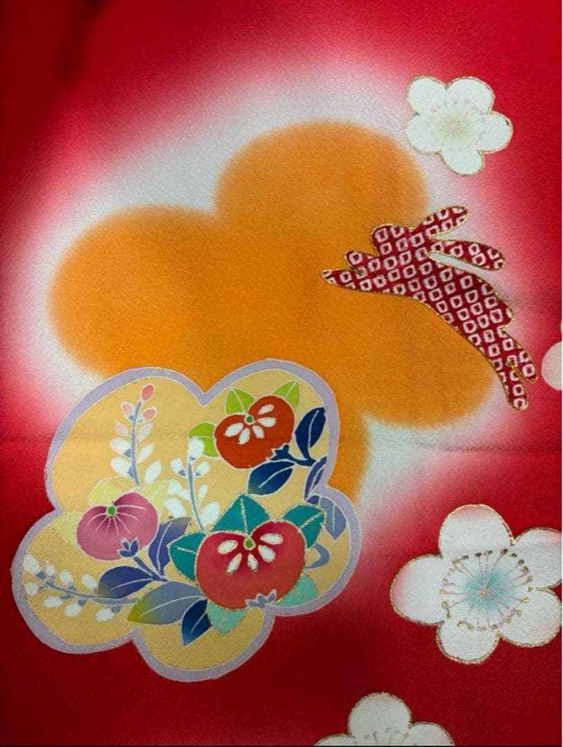 七五三　四ツ身女の子着物　正絹　仮絵羽　友禅　鮮やか赤　梅　可愛いうさぎ柄