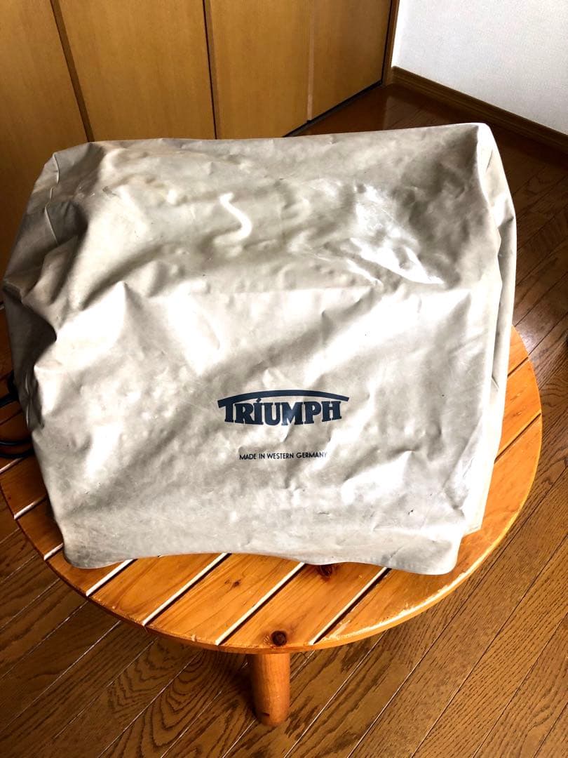 TRIUMPH タイプライター　レトロ　クラッシック　イギリス　英国