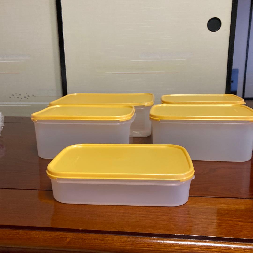 タッパウェアMMダブル1つとMMワイド3つとハーフワイド１つイエロー5点新品