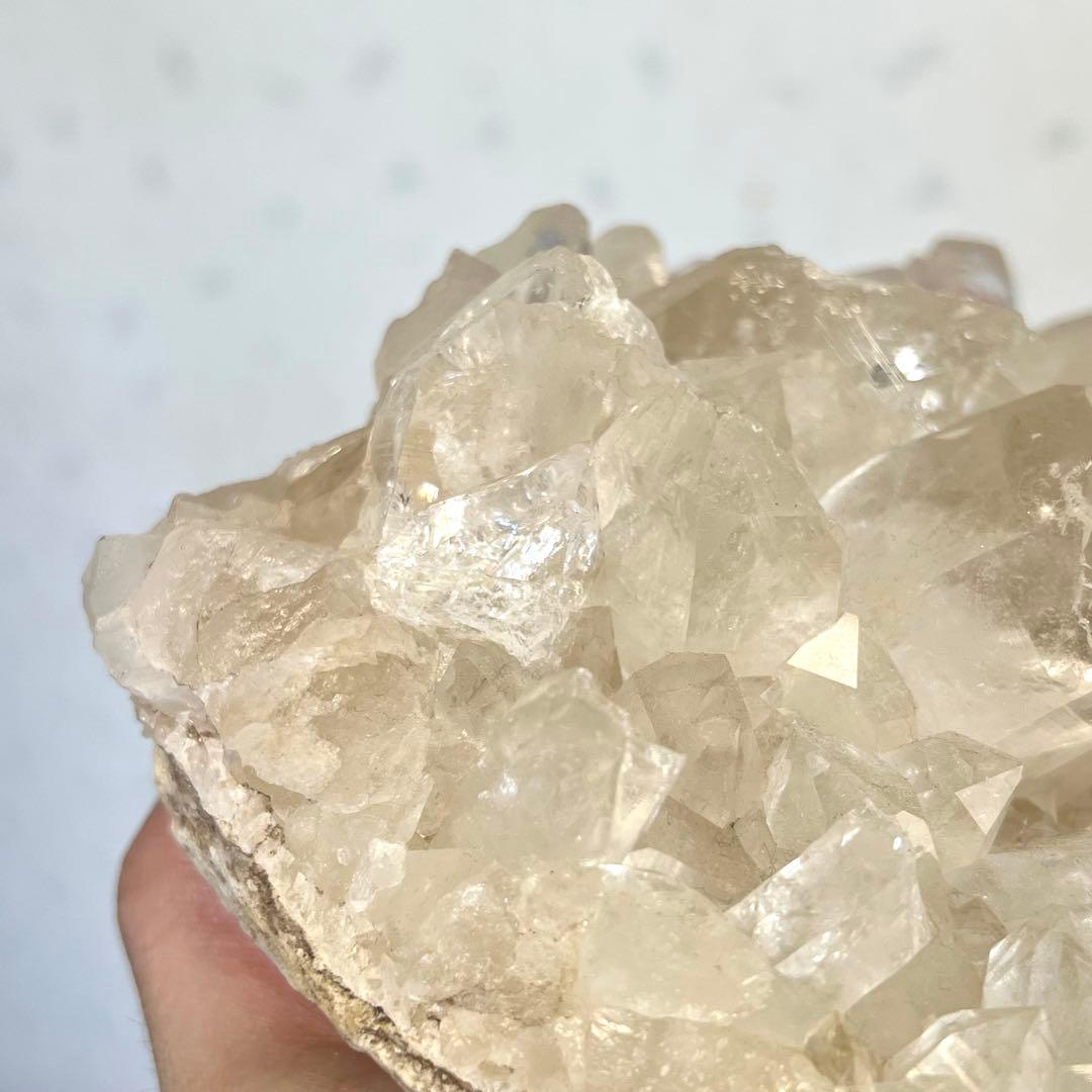 迫力あり　ヒマラヤ水晶　マニカラン産クラスター　天然　高波動　虹入り