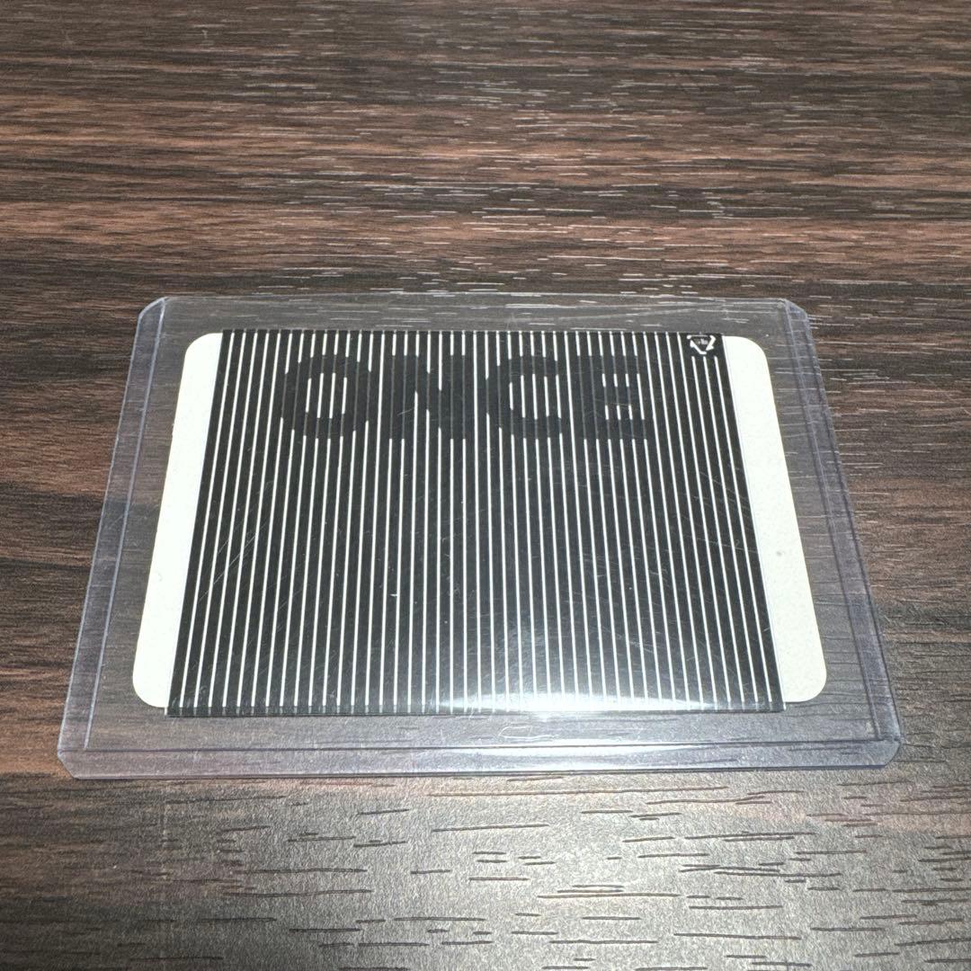 ツウィ TWICE クリスマス エディション ケース付き