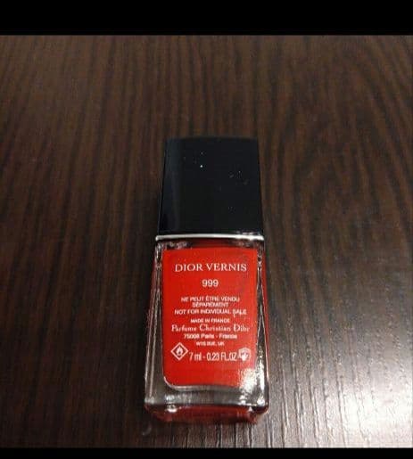 DIOR ネイルカラー レッド ギフトボックス付き２０個