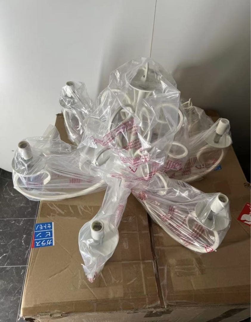 シャンデリア LED対応 おしゃれ 6灯 ホワイト 白 艶消し マット ルイーズ