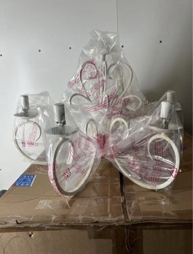 シャンデリア LED対応 おしゃれ 6灯 ホワイト 白 艶消し マット ルイーズ