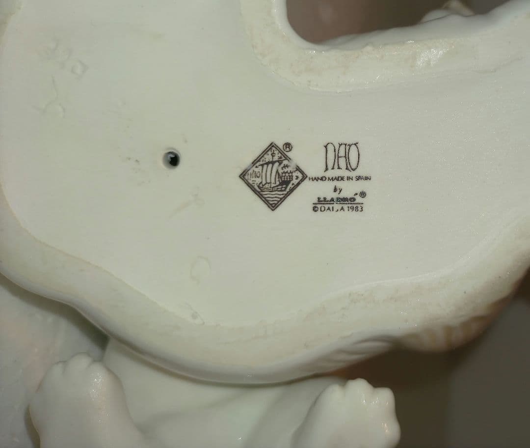 NAO LLADRO ナオ リヤドロ パピー wake up