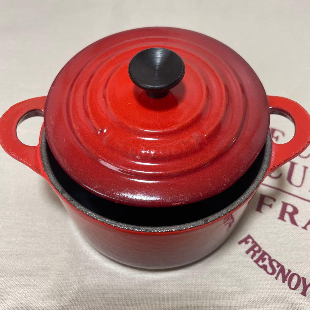 《未使用》赤 LE CREUSET レア物 ルクルーゼ　ミニ・ココット　鋳鉄