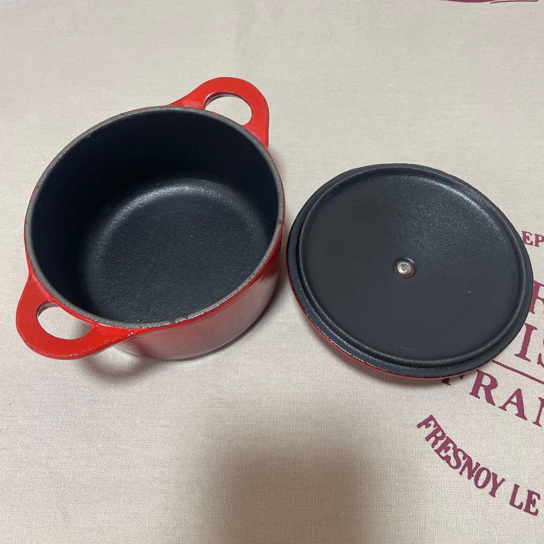 《未使用》赤 LE CREUSET レア物 ルクルーゼ　ミニ・ココット　鋳鉄
