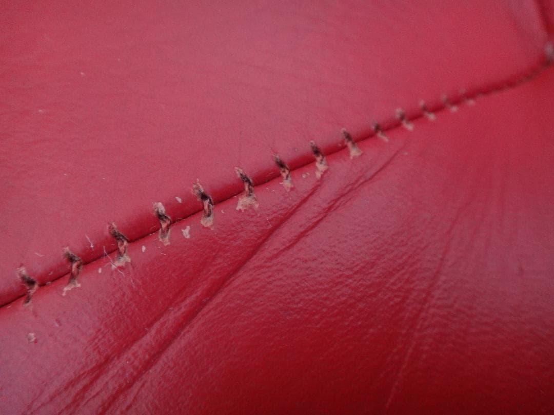 大塚家具 IDC L/S COMFORT 11 革張り 2人掛け 赤ソファ