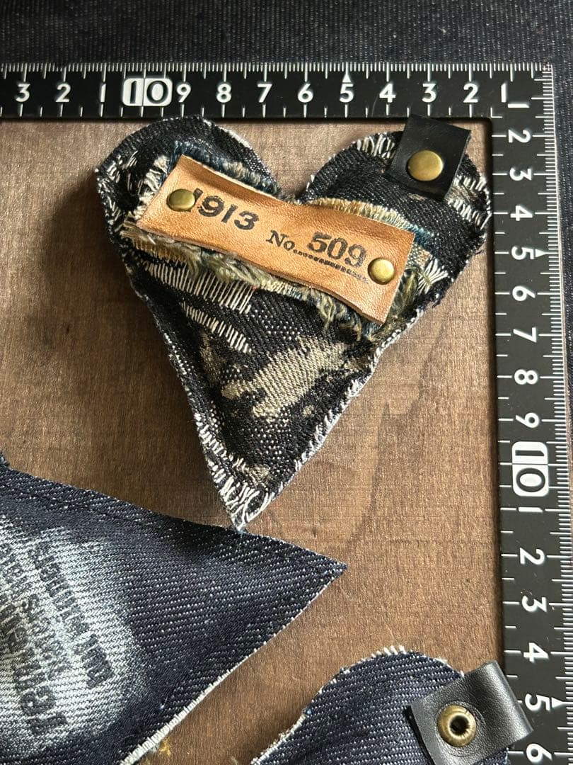 ぷっくりハートダメージデニム　No.487