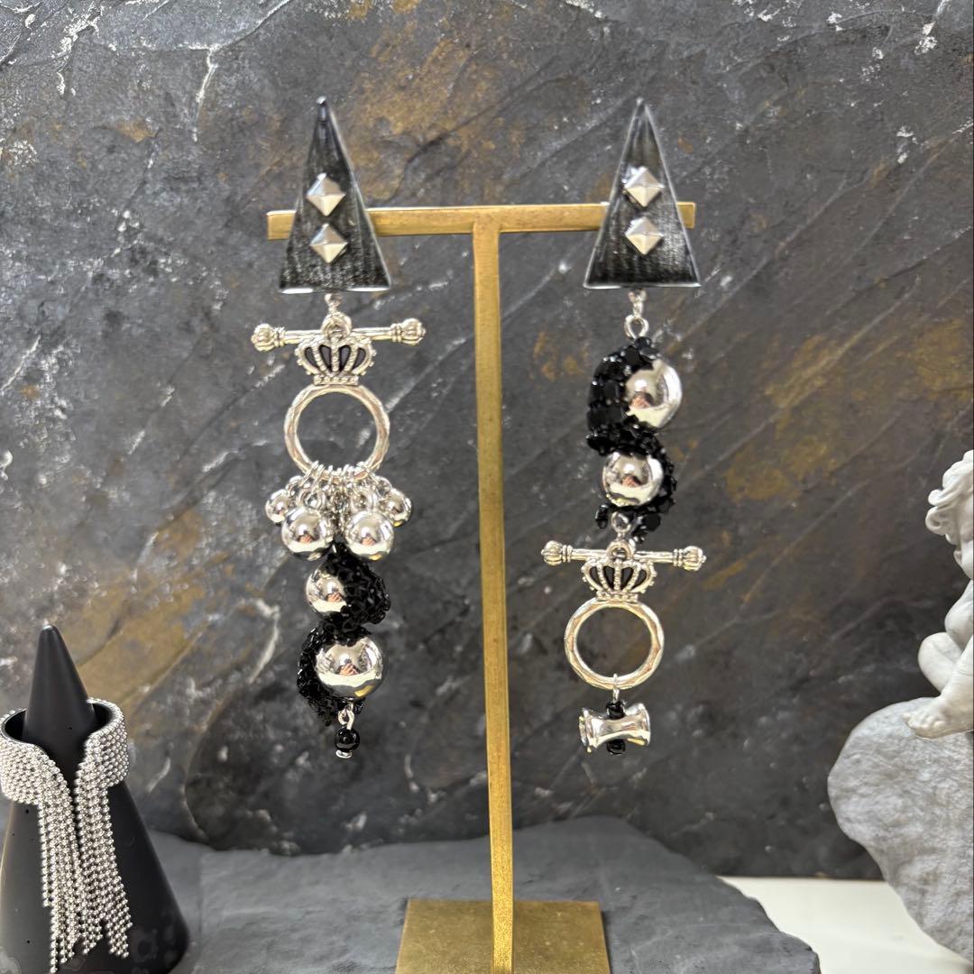 202 シルバーcolorの大人かっこ良いアクセ　ピアスorイヤリング