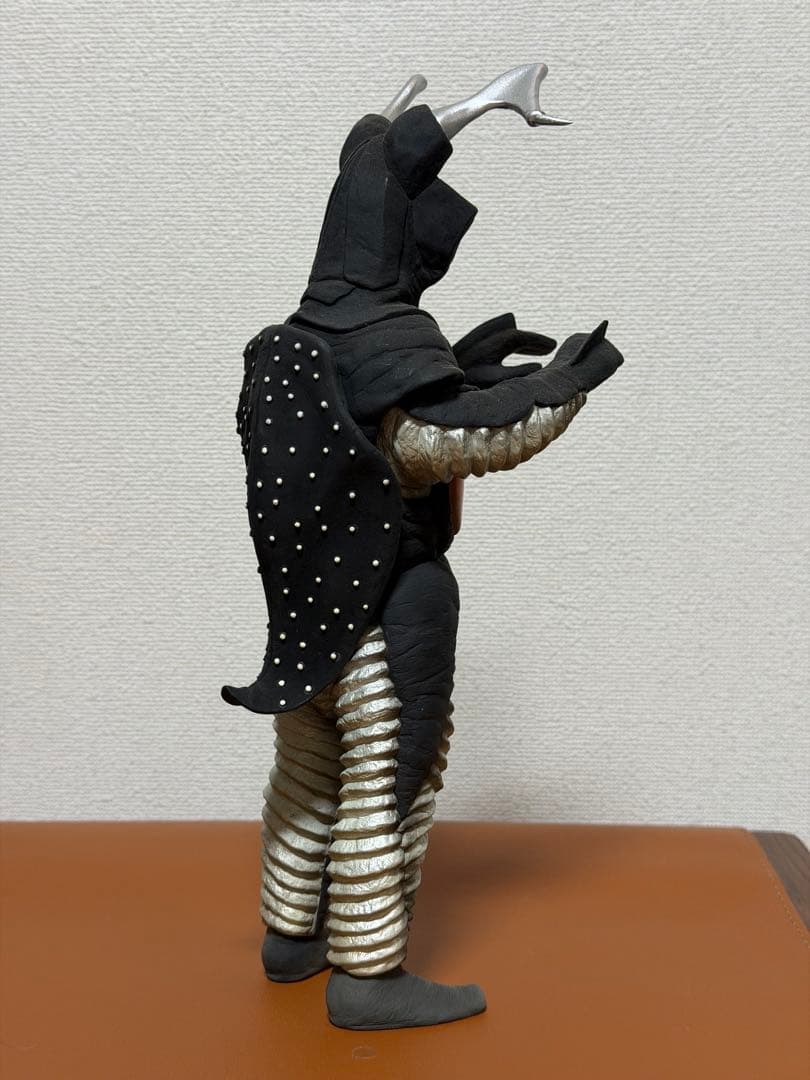 1/6特撮シリーズ ウルトラマン 宇宙恐竜 ゼットン 塗装済み完成品フィギュア