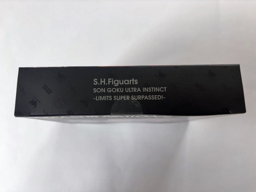 新品未開封　S.H.Figuarts 孫悟空 身勝手の極意-限界超絶突破!-