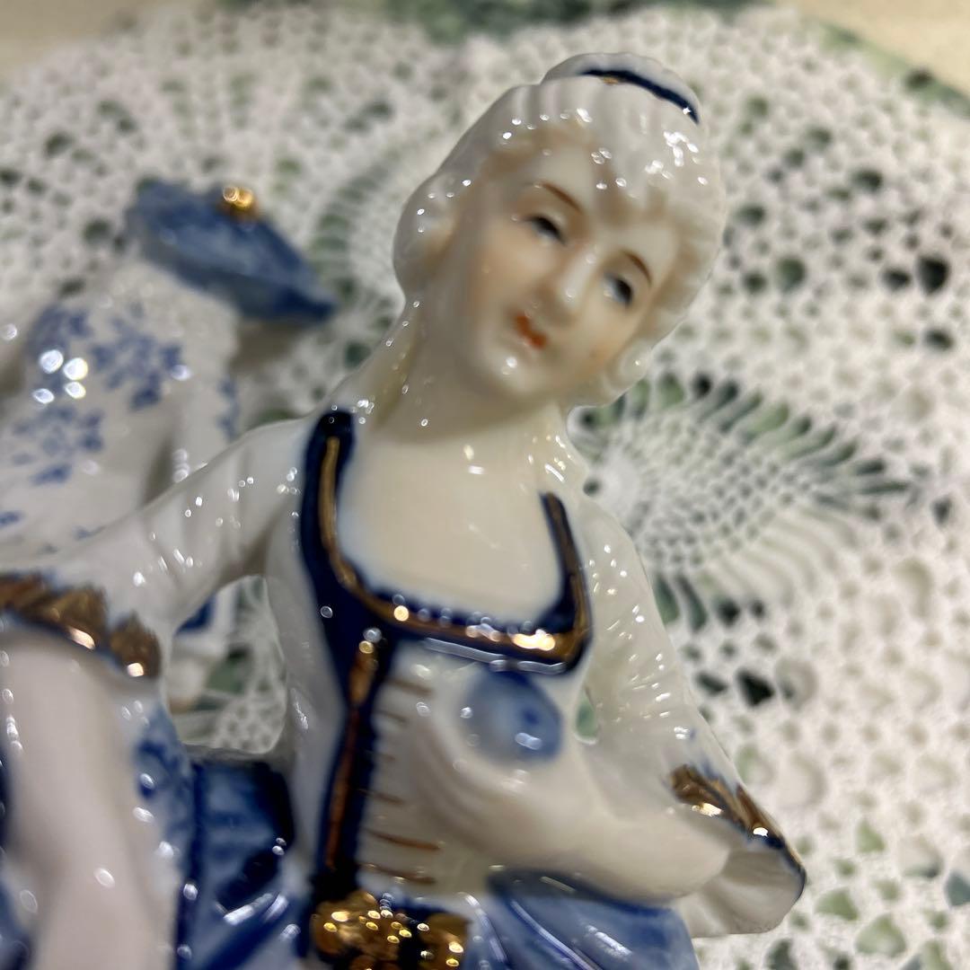 ☆ 新品　アンティーク　貴婦人　貴公子　陶器　人形　ペアドール