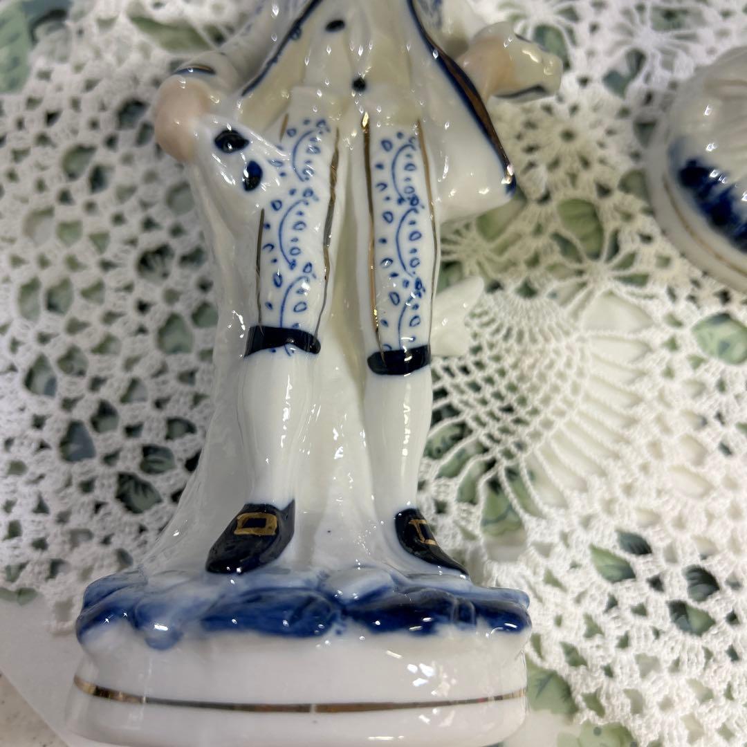 ☆ 新品　アンティーク　貴婦人　貴公子　陶器　人形　ペアドール