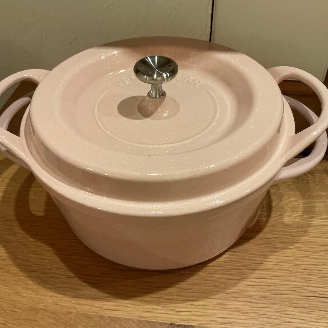 t*o様 バーミキュラ　オーブンポットラウンド　22センチ　ピンク