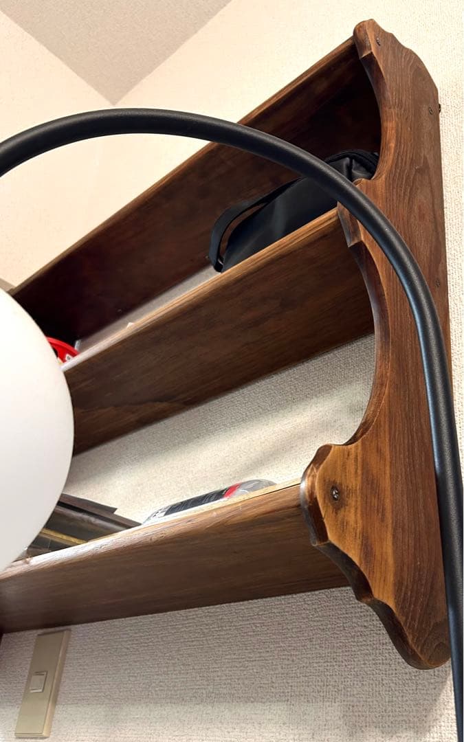 無垢材　ウォールシェルフ　アンティーク　輸入家具