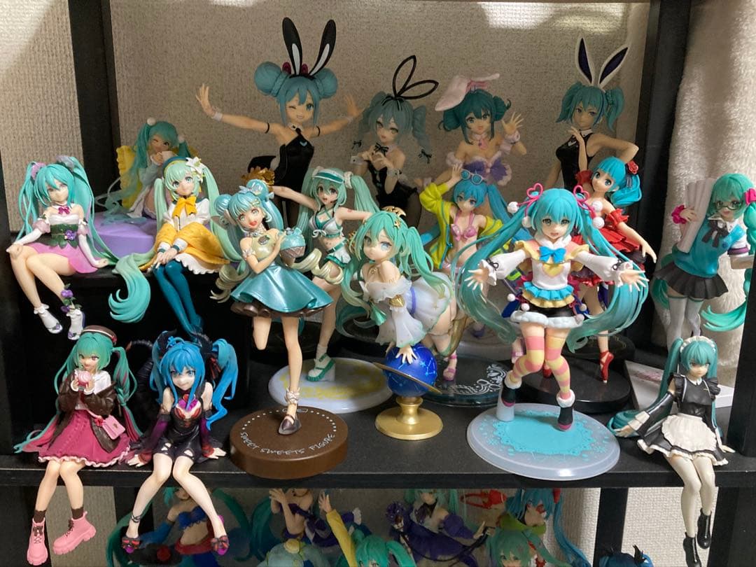 ち*こ様 【47体被りなし・消毒済み】初音ミク フィギュア