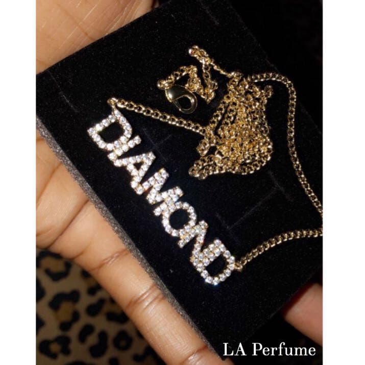 イニシャル♡ラインストーン✨ネームネックレス✨名入れ♡ゴージャス✨手作り