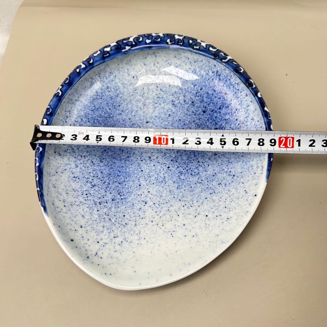 A059古染付 鰒盛付 淡幽造 五山窯 青白い陶器のボウル 木箱付き