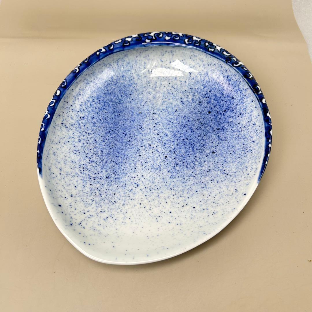 A059古染付 鰒盛付 淡幽造 五山窯 青白い陶器のボウル 木箱付き