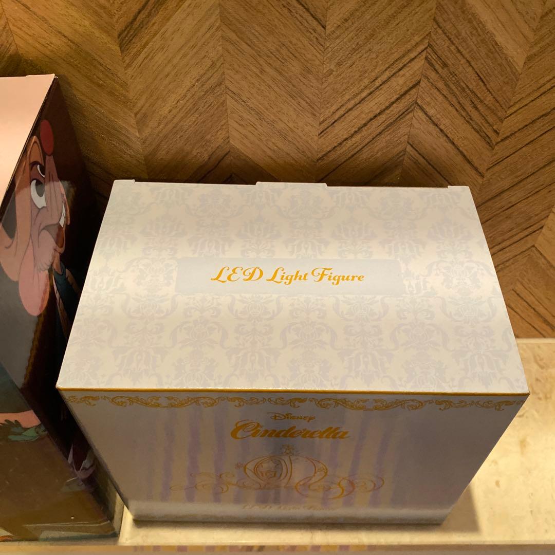シンデレラ♡完売セット♡馬車ledライト&ピンクドレスフィギュア☆新品未開封品