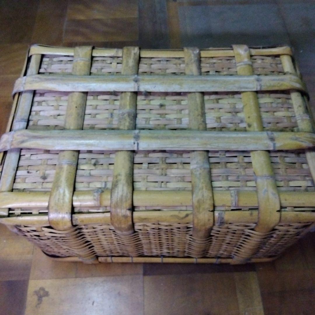 昭和レトロ 竹（外皮使用）編み籠